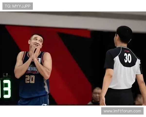 百万网红曹芳称曾吐槽CBA却仍获同曦试训合同经历引发热议广泛